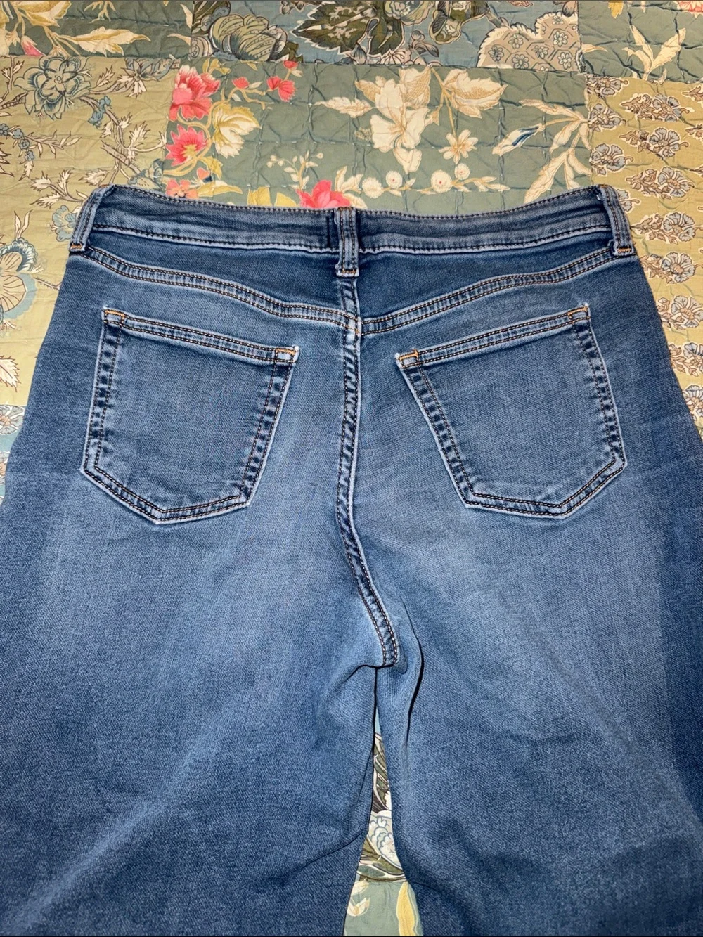 Gap Classic Girls Super Soft Wide-Leg Ankle Jeans in Dark Blue